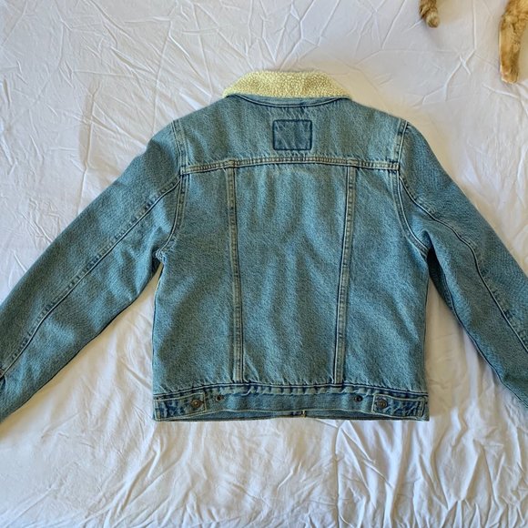 Levi's Shearling Trucker Jacket - Picture 3 of 3